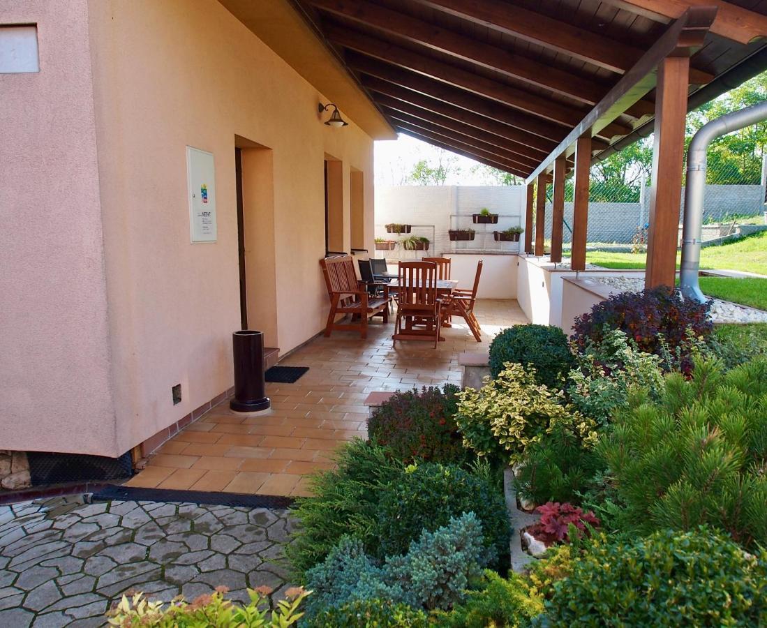 Apartman Nesyt Sedlec  Extérieur photo